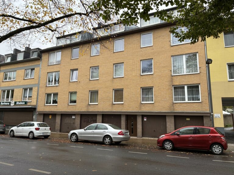 Attraktives Mehrfamilienhaus mit 100 % Vermietungsstand und Entwicklungspotenzial